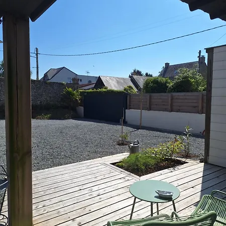 Moderne Avec Terrasse - Proche Apartmán