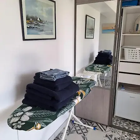 Moderne Avec Terrasse - Proche Apartamento