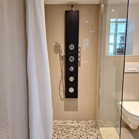 Moderne Avec Terrasse - Proche Appartement *