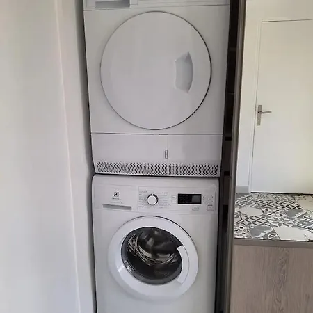 Moderne Avec Terrasse - Proche Apartamento