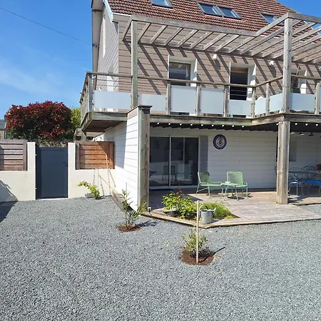 Moderne Avec Terrasse - Proche *