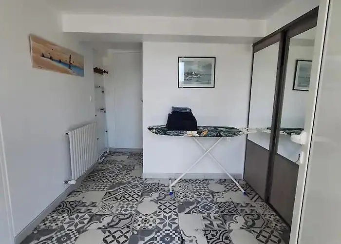 Appartement Moderne Avec Terrasse - Proche Agon-Coutainville